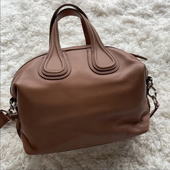 Givenchy Bag  🎄 - Picture 7 of 17